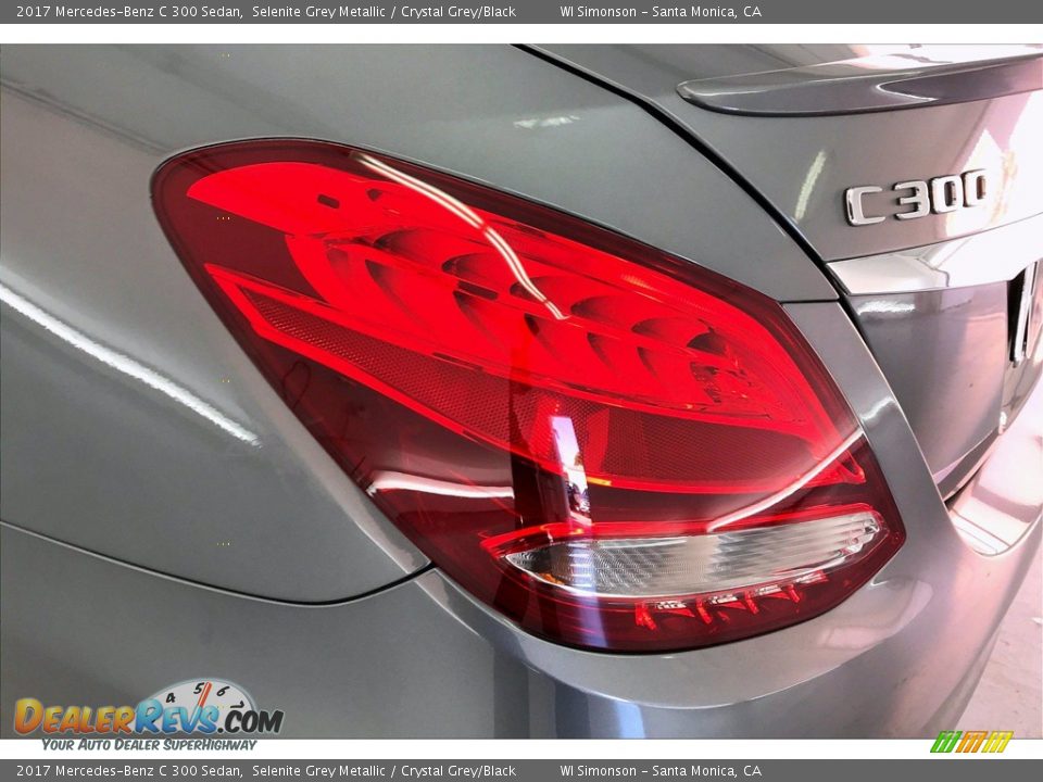 2017 Mercedes-Benz C 300 Sedan Selenite Grey Metallic / Crystal Grey/Black Photo #26