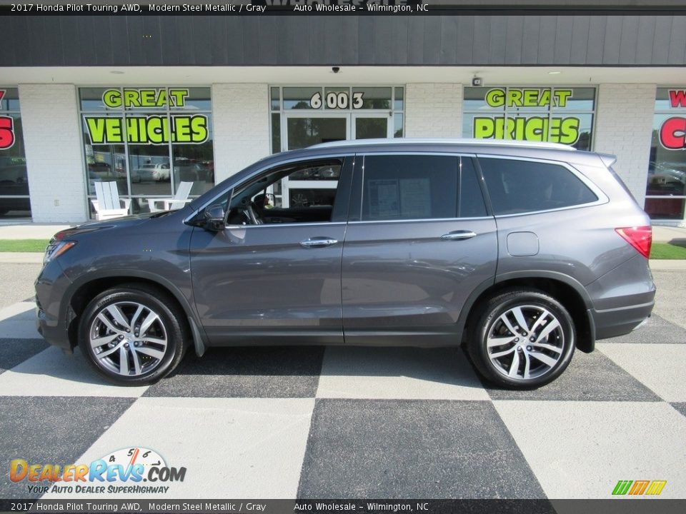 2017 Honda Pilot Touring AWD Modern Steel Metallic / Gray Photo #1