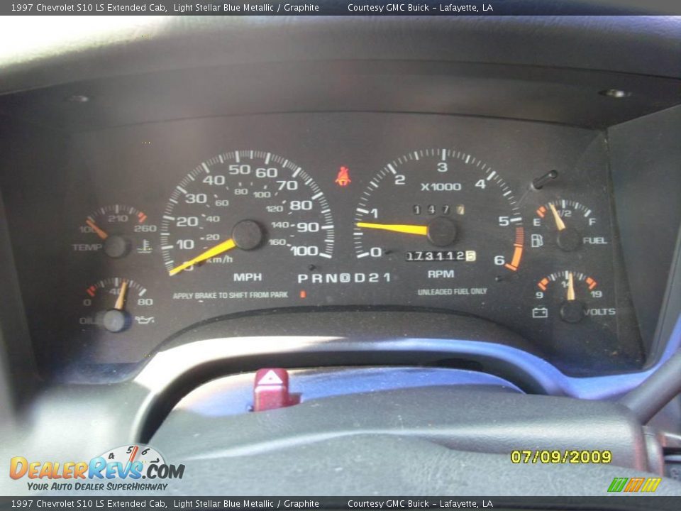 1997 Chevrolet S10 LS Extended Cab Light Stellar Blue Metallic / Graphite Photo #11