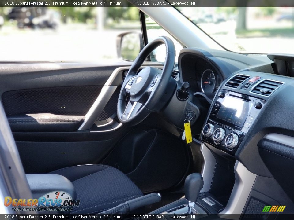 2018 Subaru Forester 2.5i Premium Ice Silver Metallic / Platinum Photo #26