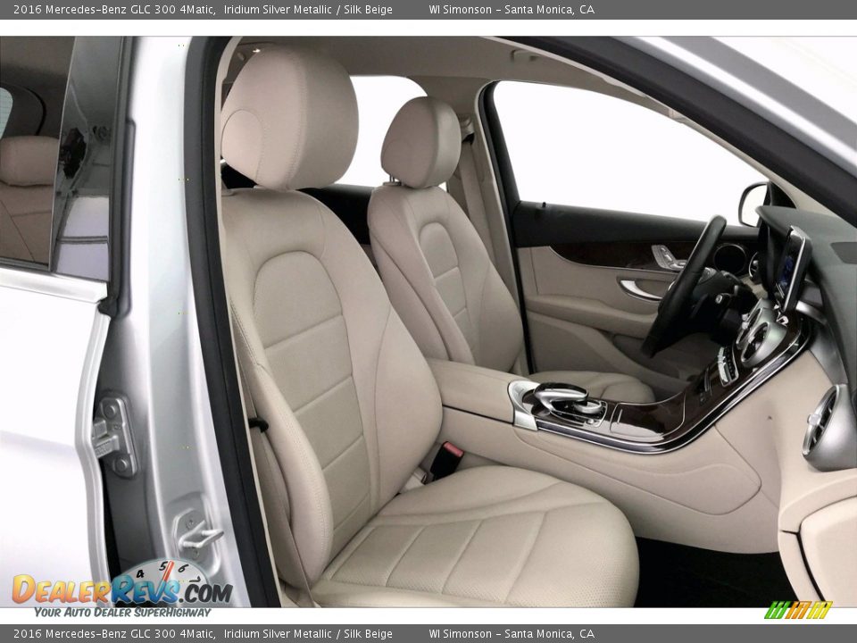 2016 Mercedes-Benz GLC 300 4Matic Iridium Silver Metallic / Silk Beige Photo #6