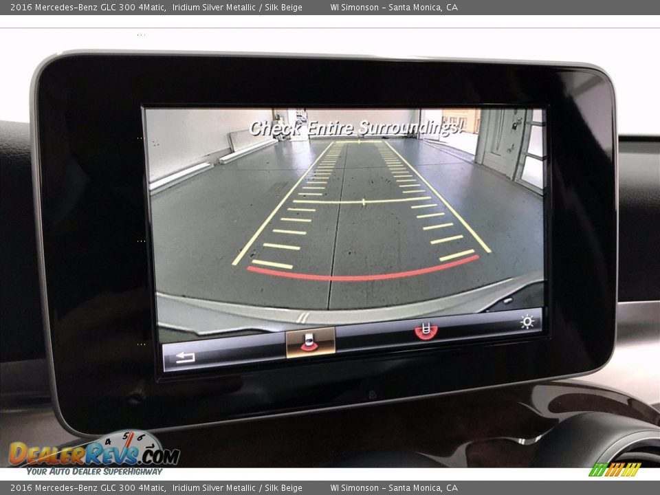 2016 Mercedes-Benz GLC 300 4Matic Iridium Silver Metallic / Silk Beige Photo #21