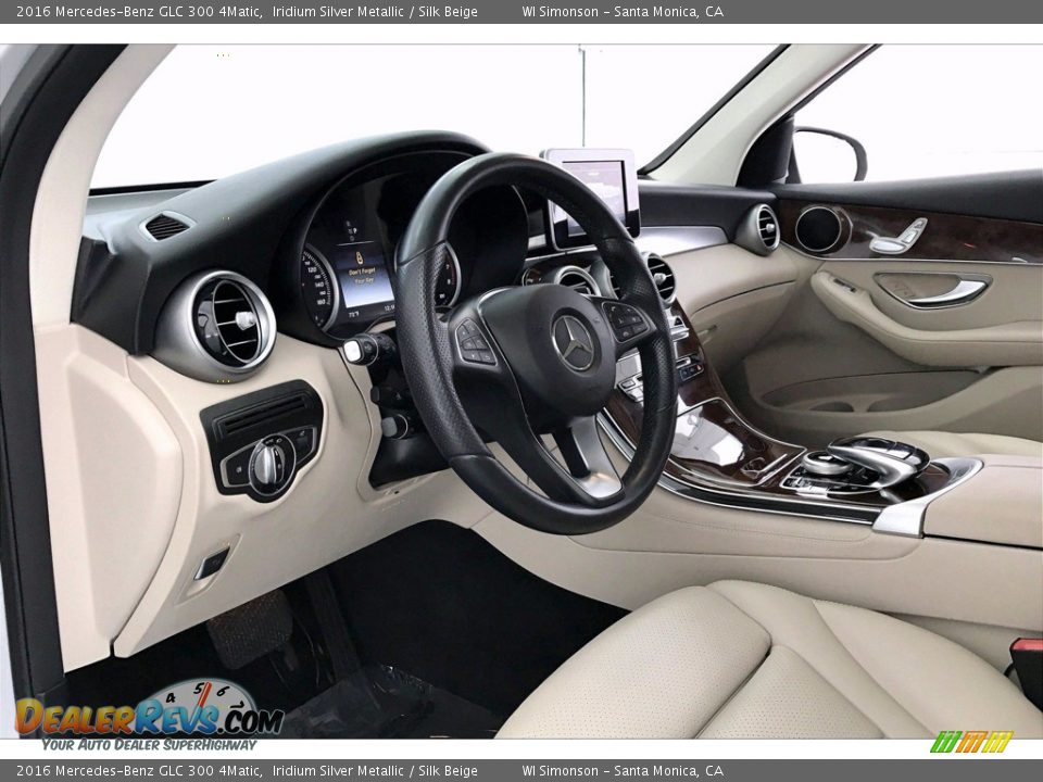 2016 Mercedes-Benz GLC 300 4Matic Iridium Silver Metallic / Silk Beige Photo #22
