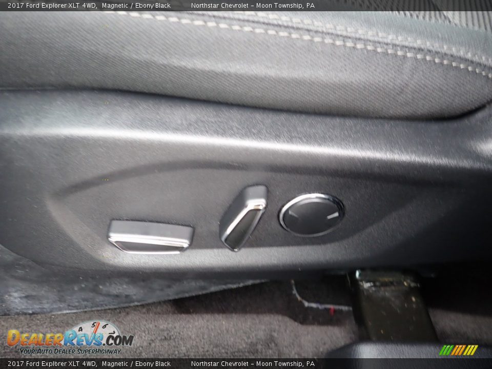 2017 Ford Explorer XLT 4WD Magnetic / Ebony Black Photo #26