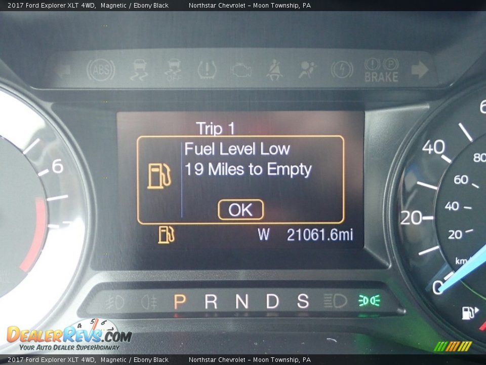 2017 Ford Explorer XLT 4WD Magnetic / Ebony Black Photo #29
