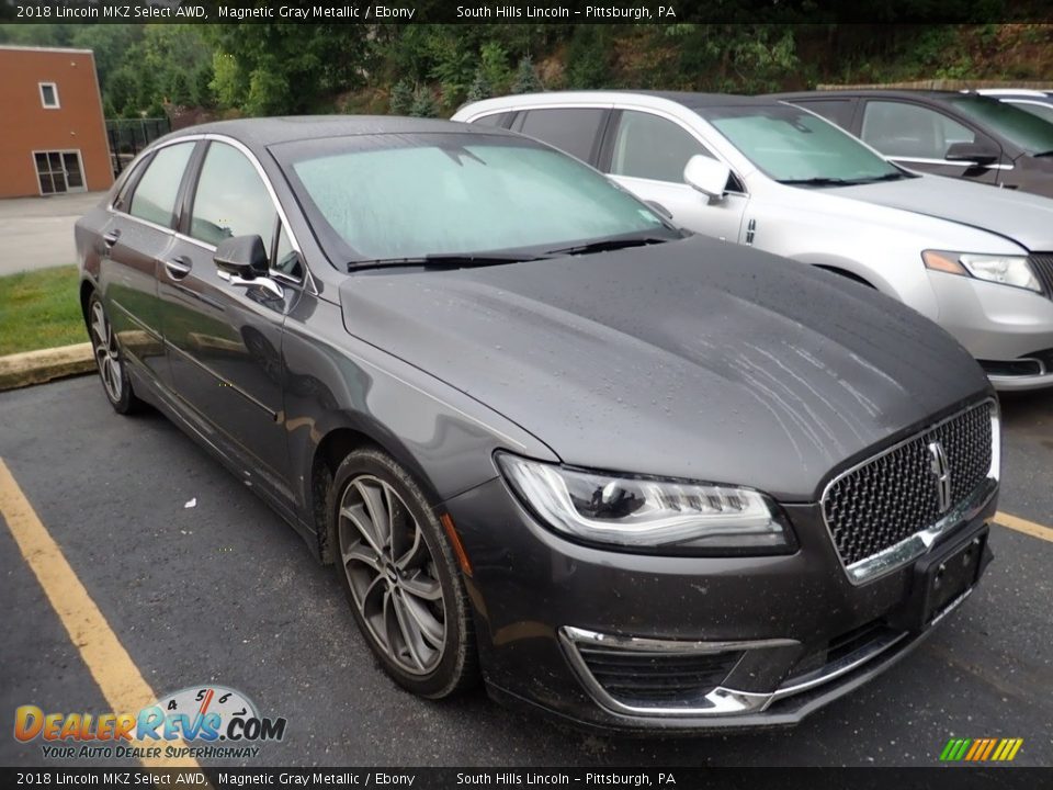 Front 3/4 View of 2018 Lincoln MKZ Select AWD Photo #4