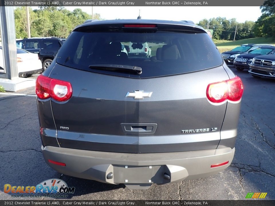 2012 Chevrolet Traverse LS AWD Cyber Gray Metallic / Dark Gray/Light Gray Photo #10