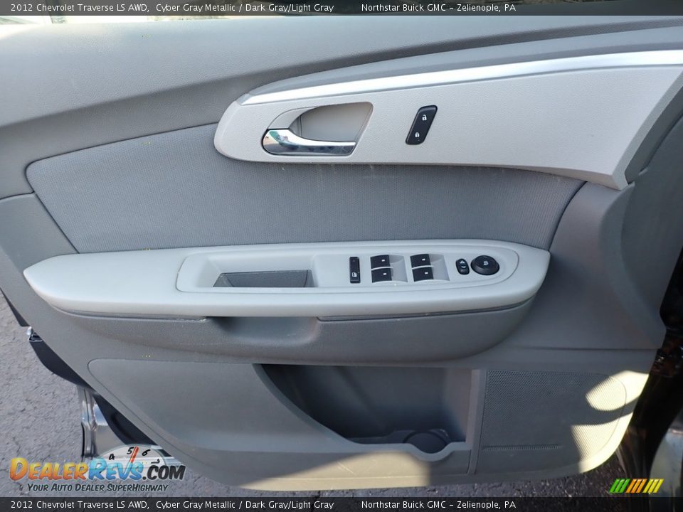 2012 Chevrolet Traverse LS AWD Cyber Gray Metallic / Dark Gray/Light Gray Photo #23