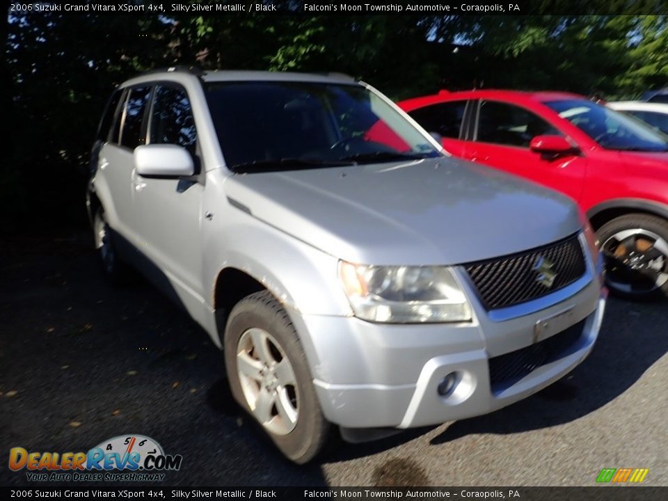 2006 Suzuki Grand Vitara XSport 4x4 Silky Silver Metallic / Black Photo #4