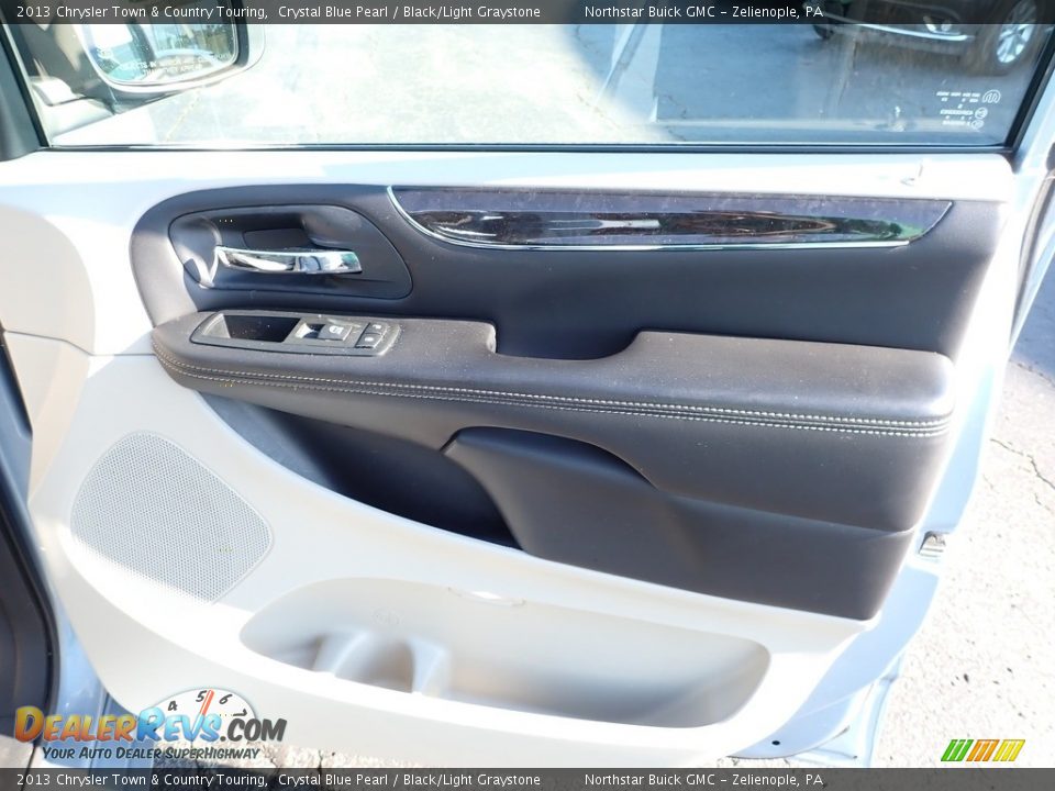 2013 Chrysler Town & Country Touring Crystal Blue Pearl / Black/Light Graystone Photo #7