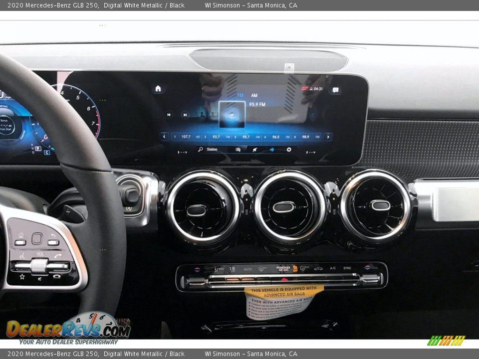 2020 Mercedes-Benz GLB 250 Digital White Metallic / Black Photo #6