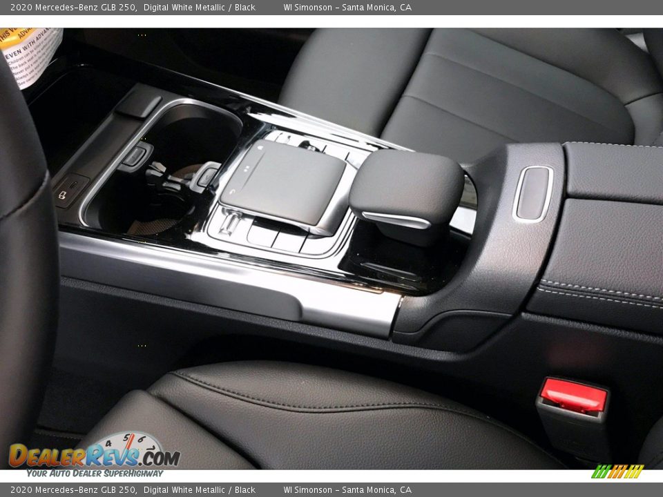 2020 Mercedes-Benz GLB 250 Digital White Metallic / Black Photo #7