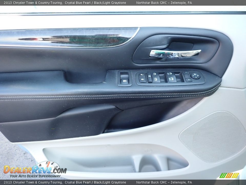2013 Chrysler Town & Country Touring Crystal Blue Pearl / Black/Light Graystone Photo #22