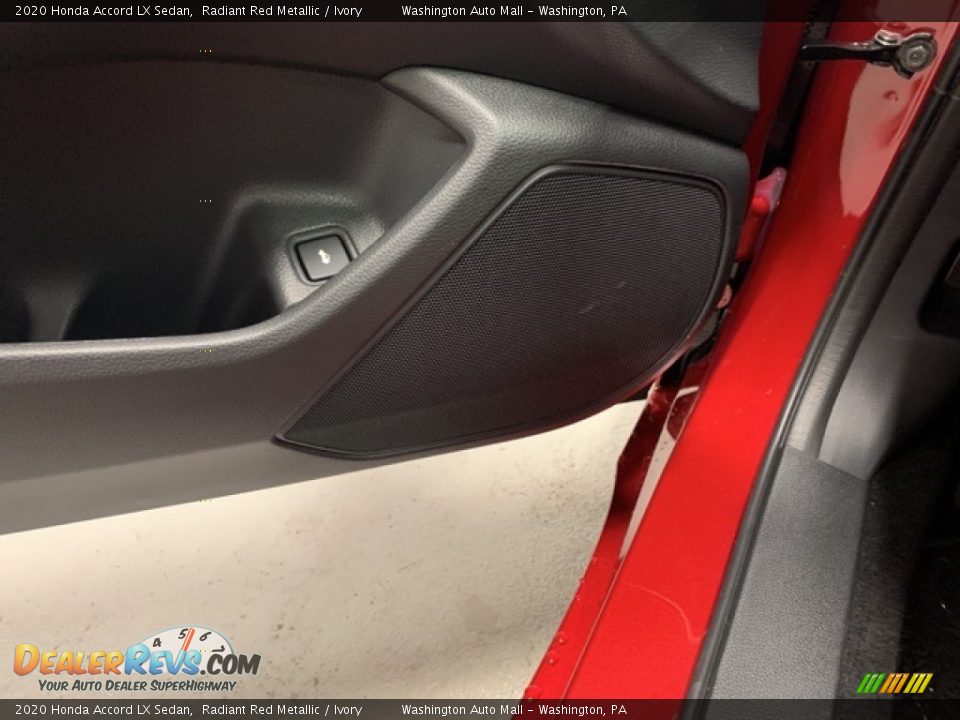 2020 Honda Accord LX Sedan Radiant Red Metallic / Ivory Photo #10