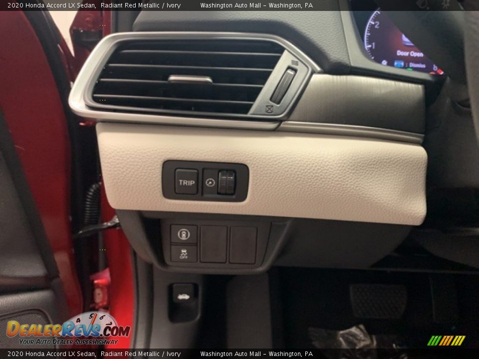 2020 Honda Accord LX Sedan Radiant Red Metallic / Ivory Photo #11