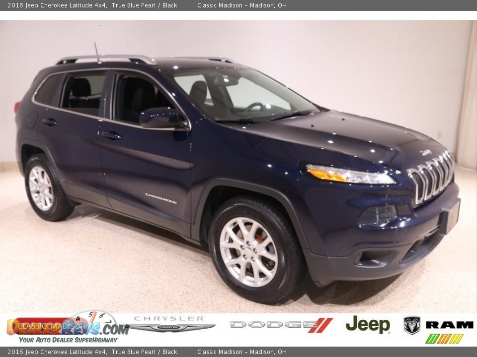 2016 Jeep Cherokee Latitude 4x4 True Blue Pearl / Black Photo #1