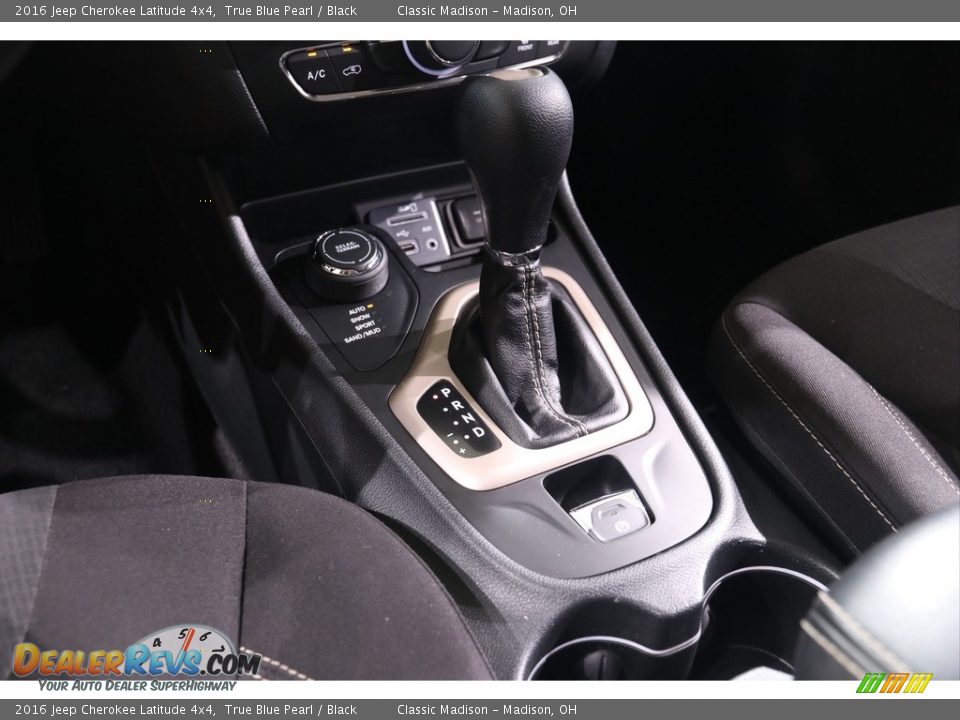 2016 Jeep Cherokee Latitude 4x4 True Blue Pearl / Black Photo #15