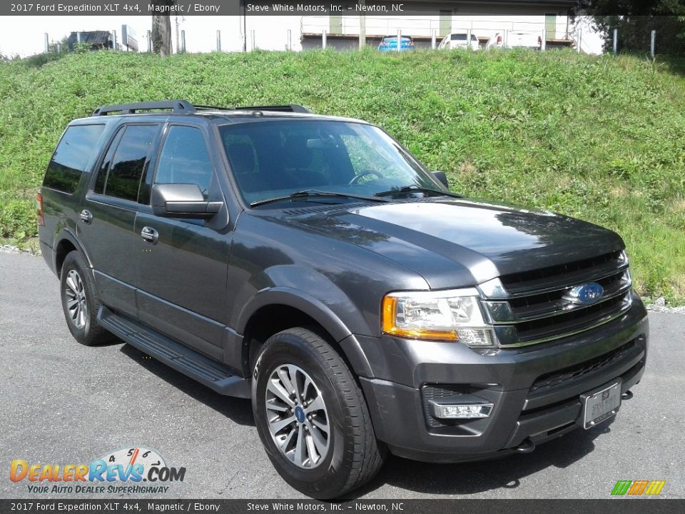 2017 Ford Expedition XLT 4x4 Magnetic / Ebony Photo #4