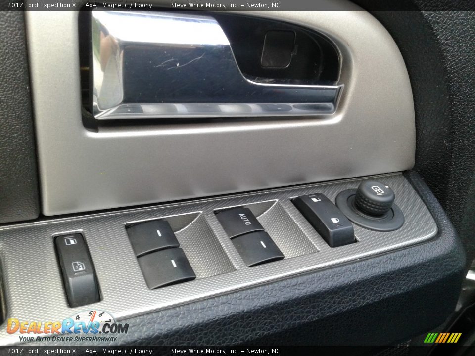 2017 Ford Expedition XLT 4x4 Magnetic / Ebony Photo #11
