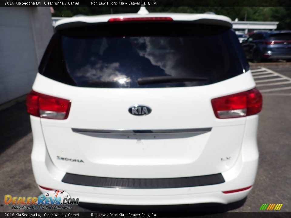 2016 Kia Sedona LX Clear White / Camel Photo #7