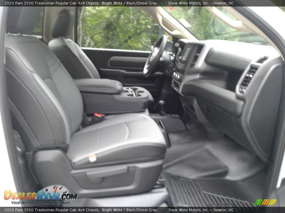 2020 Ram 3500 Tradesman Regular Cab 4x4 Chassis Bright White / Black/Diesel Gray Photo #23