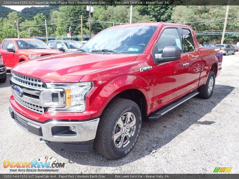 Front 3/4 View of 2020 Ford F150 XLT SuperCab 4x4 Photo #5