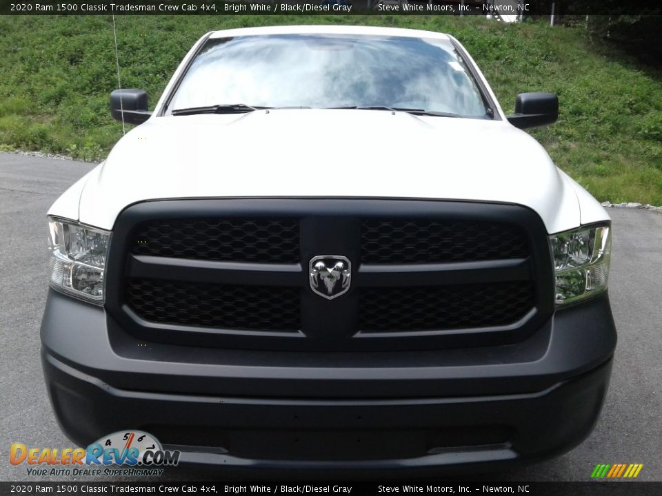 2020 Ram 1500 Classic Tradesman Crew Cab 4x4 Bright White / Black/Diesel Gray Photo #3