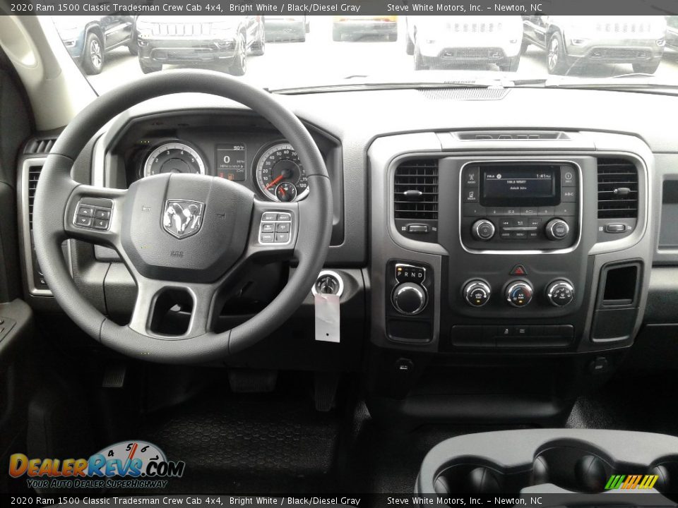 2020 Ram 1500 Classic Tradesman Crew Cab 4x4 Bright White / Black/Diesel Gray Photo #18