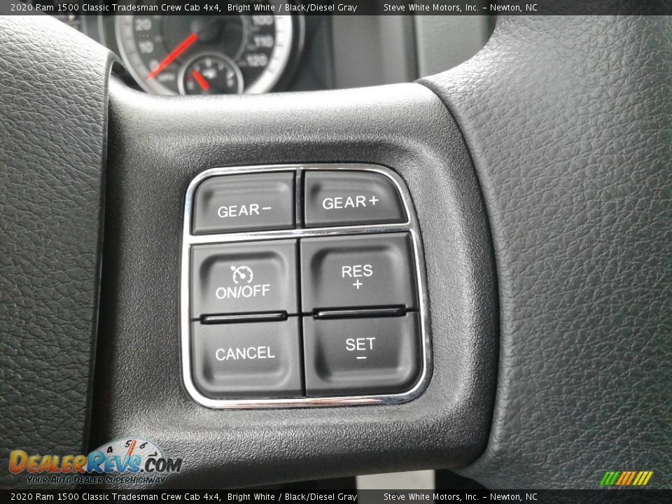 2020 Ram 1500 Classic Tradesman Crew Cab 4x4 Bright White / Black/Diesel Gray Photo #20