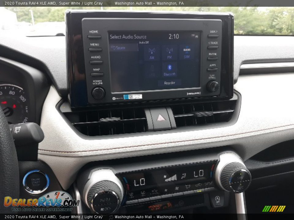2020 Toyota RAV4 XLE AWD Super White / Light Gray Photo #12