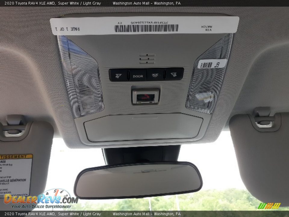 2020 Toyota RAV4 XLE AWD Super White / Light Gray Photo #20