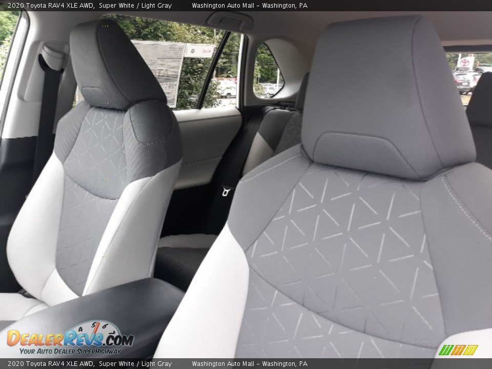 2020 Toyota RAV4 XLE AWD Super White / Light Gray Photo #24