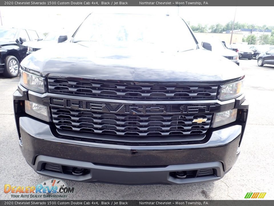 2020 Chevrolet Silverado 1500 Custom Double Cab 4x4 Black / Jet Black Photo #9