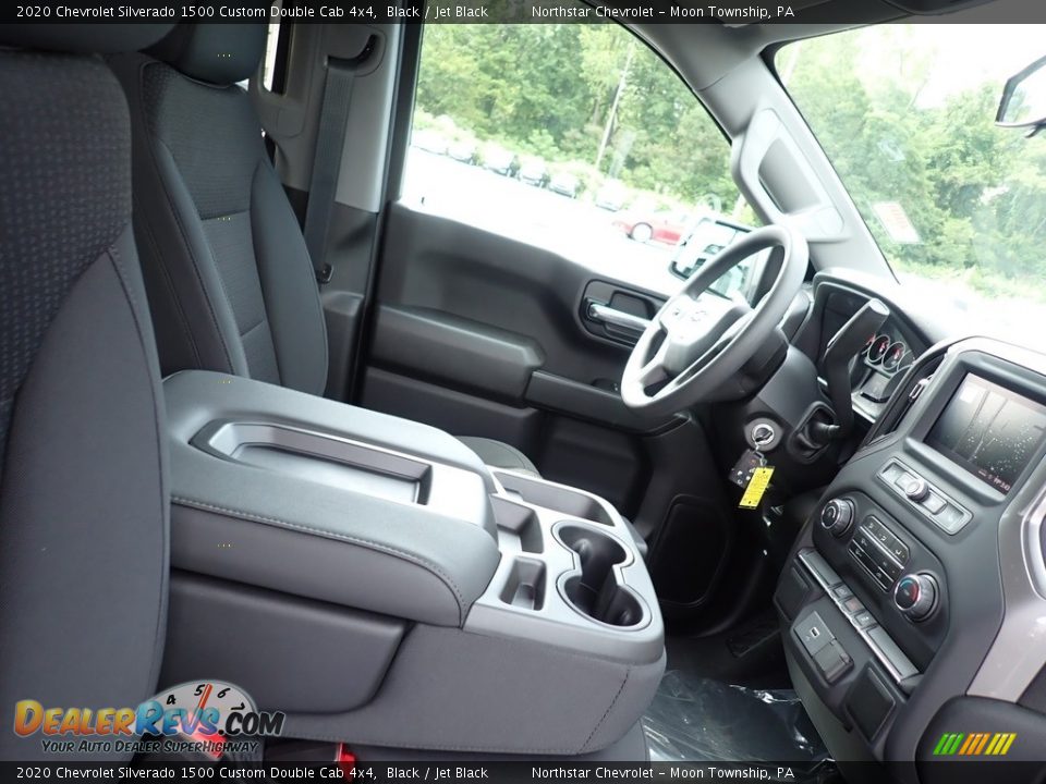 2020 Chevrolet Silverado 1500 Custom Double Cab 4x4 Black / Jet Black Photo #11