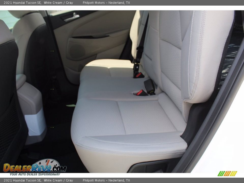 2021 Hyundai Tucson SE White Cream / Gray Photo #19