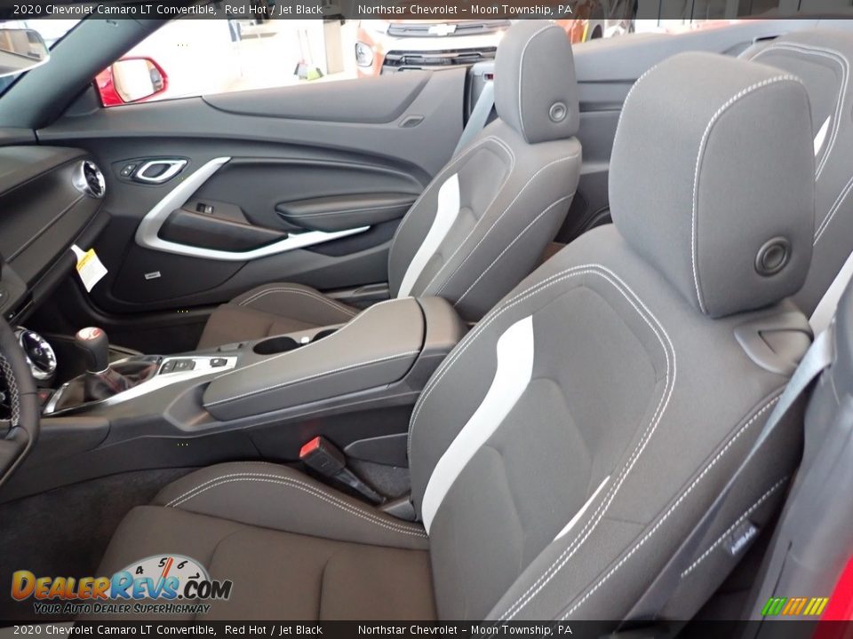 Front Seat of 2020 Chevrolet Camaro LT Convertible Photo #15