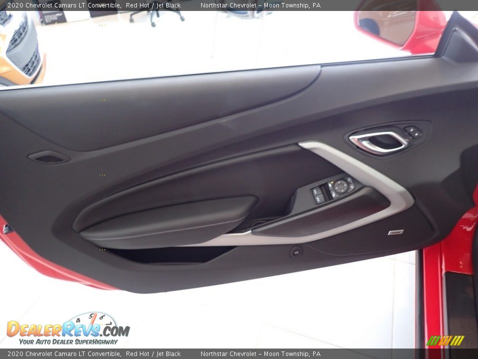 Door Panel of 2020 Chevrolet Camaro LT Convertible Photo #16