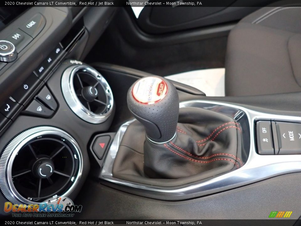 2020 Chevrolet Camaro LT Convertible Shifter Photo #19