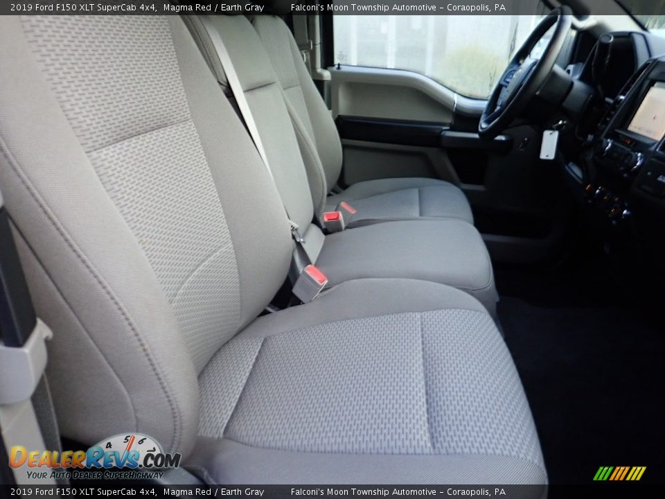 2019 Ford F150 XLT SuperCab 4x4 Magma Red / Earth Gray Photo #10