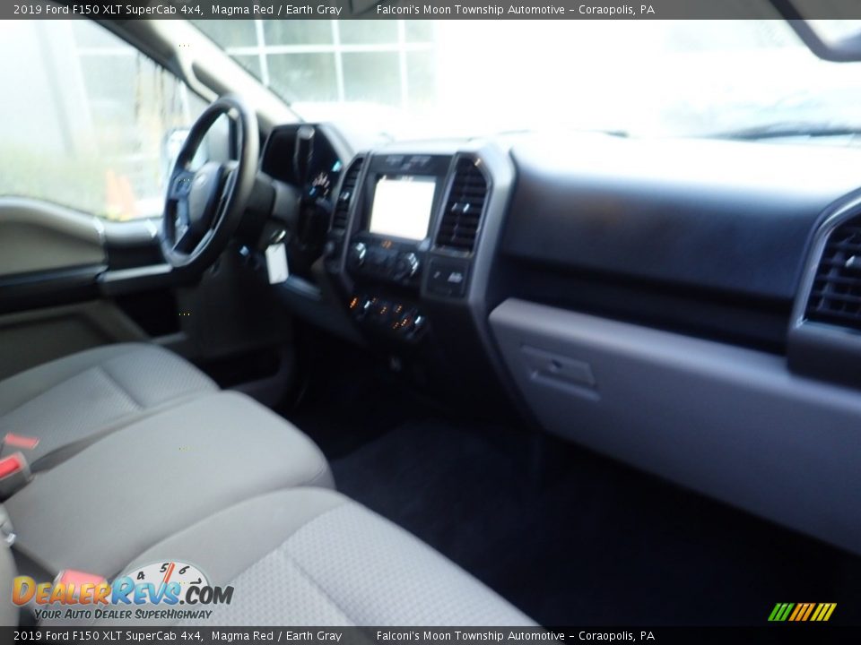 2019 Ford F150 XLT SuperCab 4x4 Magma Red / Earth Gray Photo #11