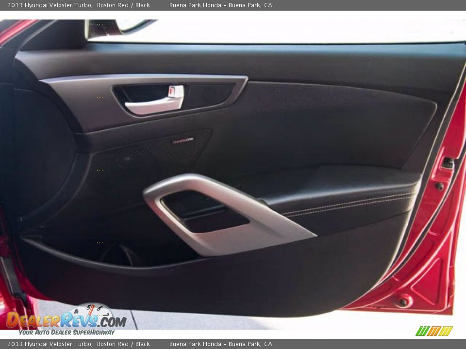 2013 Hyundai Veloster Turbo Boston Red / Black Photo #24