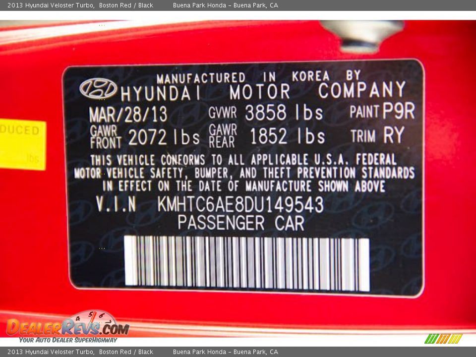 2013 Hyundai Veloster Turbo Boston Red / Black Photo #30
