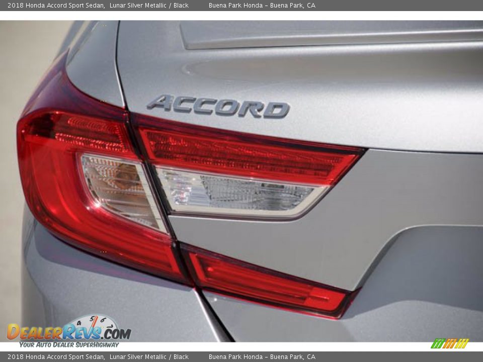 2018 Honda Accord Sport Sedan Lunar Silver Metallic / Black Photo #10