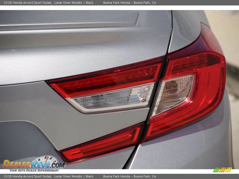 2018 Honda Accord Sport Sedan Lunar Silver Metallic / Black Photo #11