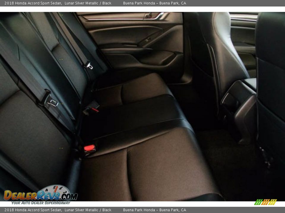 2018 Honda Accord Sport Sedan Lunar Silver Metallic / Black Photo #21