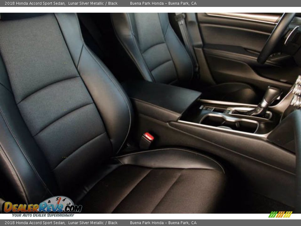 2018 Honda Accord Sport Sedan Lunar Silver Metallic / Black Photo #24