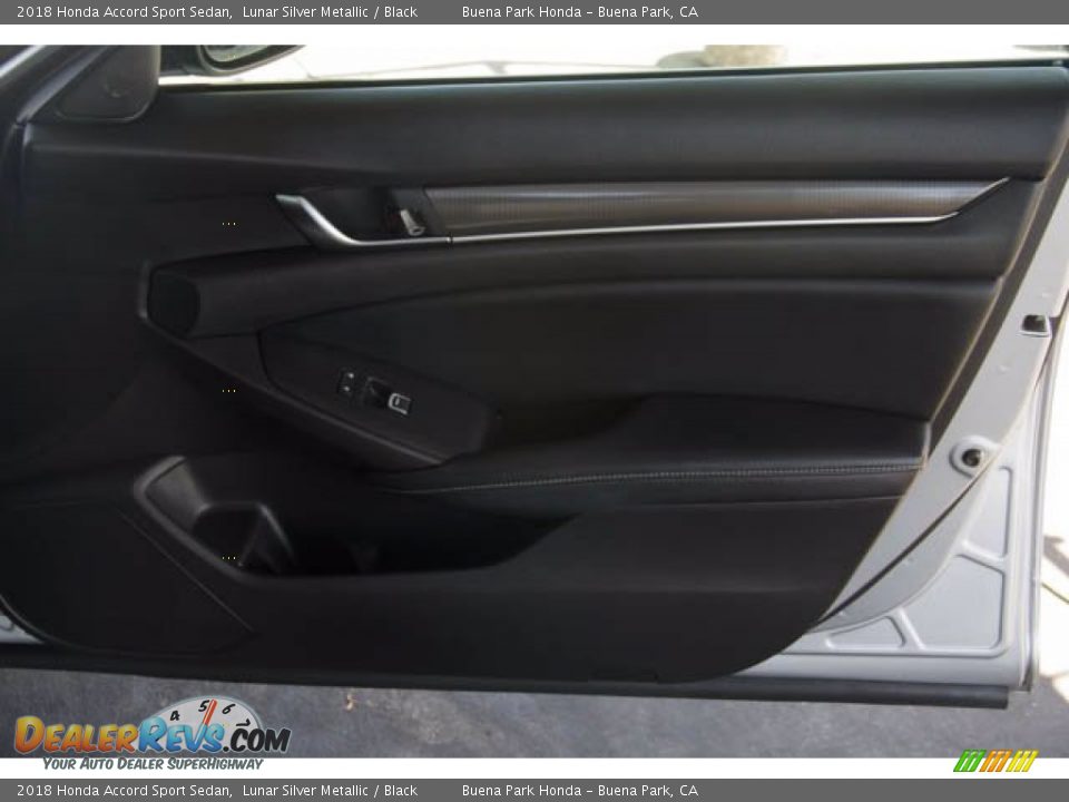 2018 Honda Accord Sport Sedan Lunar Silver Metallic / Black Photo #32
