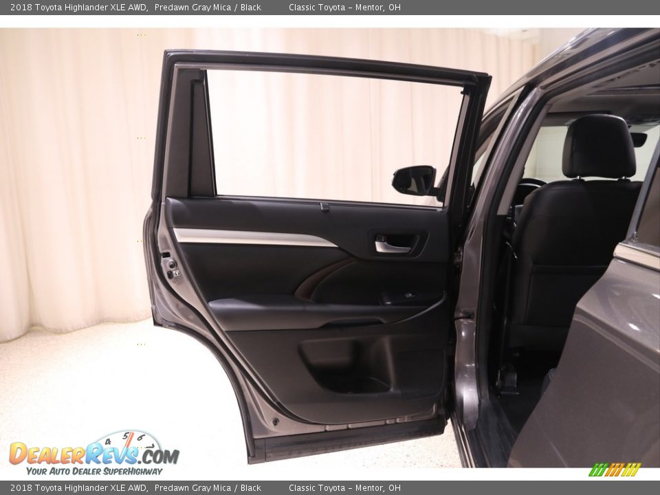 2018 Toyota Highlander XLE AWD Predawn Gray Mica / Black Photo #23