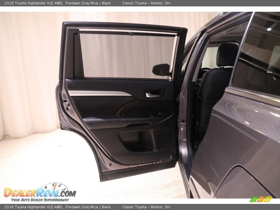 2018 Toyota Highlander XLE AWD Predawn Gray Mica / Black Photo #24