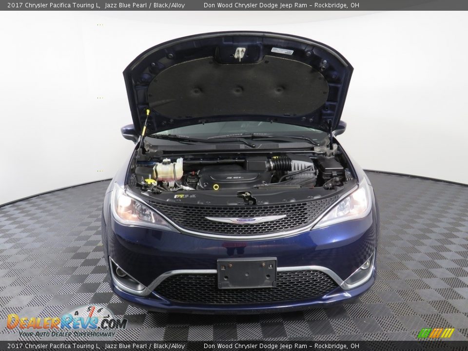 2017 Chrysler Pacifica Touring L Jazz Blue Pearl / Black/Alloy Photo #6